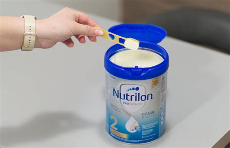 plechovka dojčenského mlieka