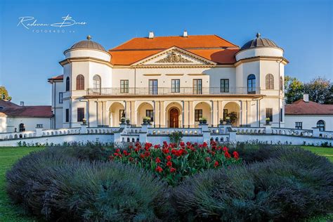 barokovo-klasicistický kaštieľ