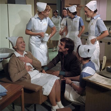 Plagát k seriálu Nemocnica na okraji mesta