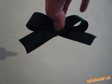 Výroba mašličky lepením