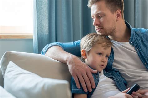 Ilustrácia mamy s deťmi