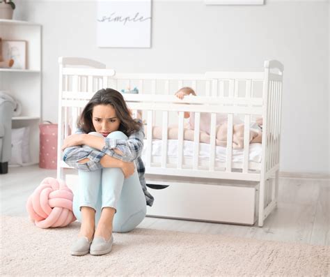 Ilustrácia znázorňujúca syndróm otraseného dieťaťa