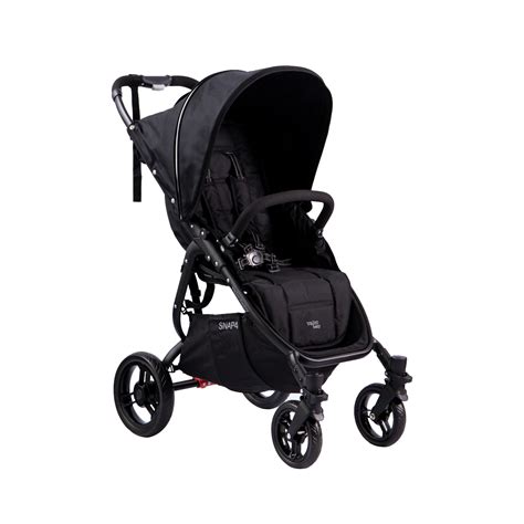 Detail nafukovacích koliesok kočíka Valco Snap 4 Sport