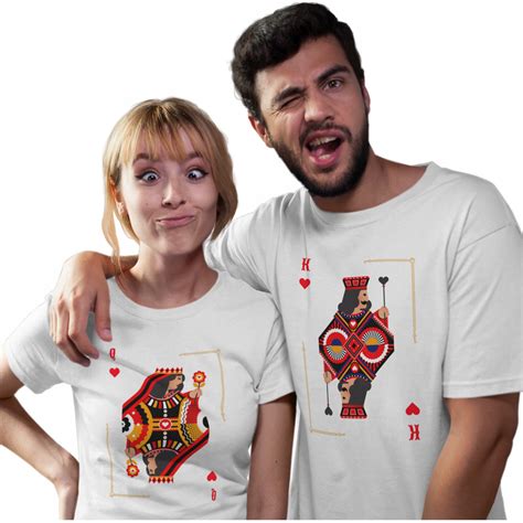 Pár cvičiaci spolu vo fitnescentre