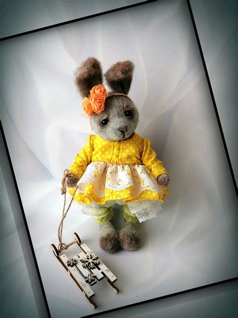 Ilustrácia zajka v postieľke