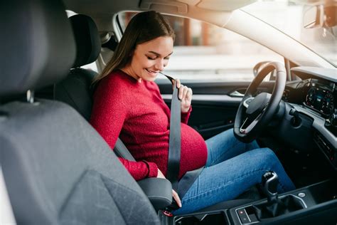 správne použitie bezpečnostného pásu v tehotenstve