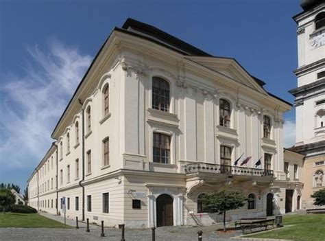 Budova Trnavskej univerzity