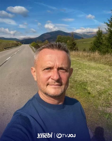 Schematické znázornenie rastu maternice v siedmom mesiaci