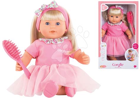 Novorodenec s jemnými blond vlasmi