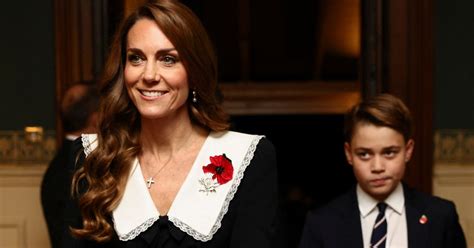 Princ William, Kate a princ George po jeho narodení