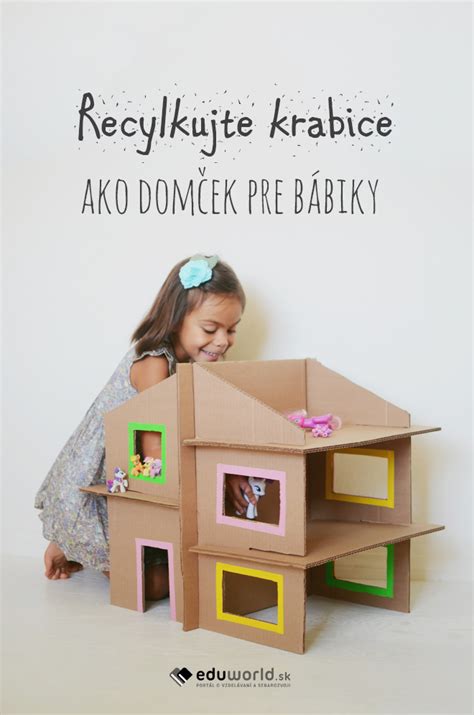 Dieťa prechádza tunelom z kartónových krabíc