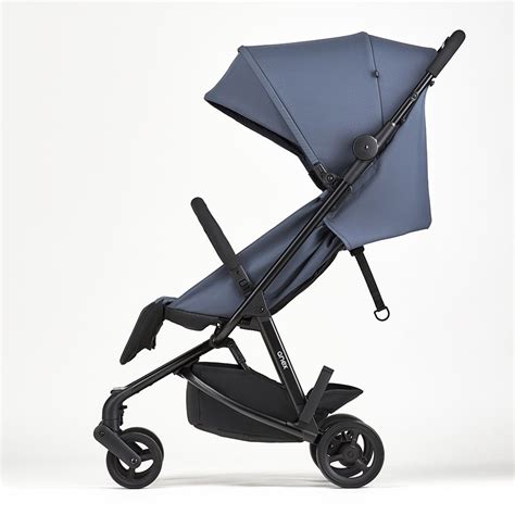 Detailný pohľad na rám a kolesá Anex Air-Z