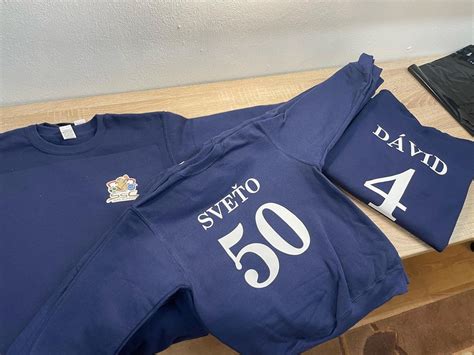 Detaily kvalitnej potlače na tričku