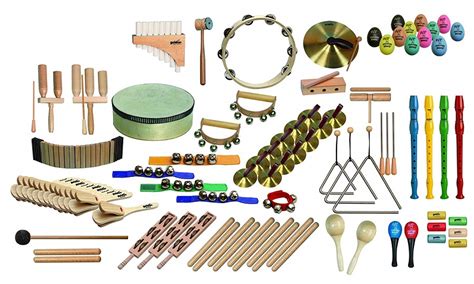 Deti vyrábajúce hudobné nástroje