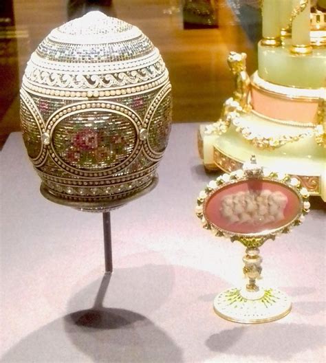 Prvé Fabergého vajce, nazývané Slepačie