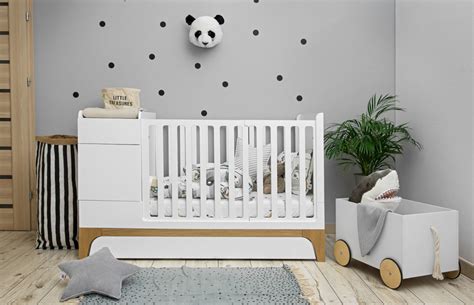 Diagram vyhrievanej nemocničnej postieľky s označenými komponentmi