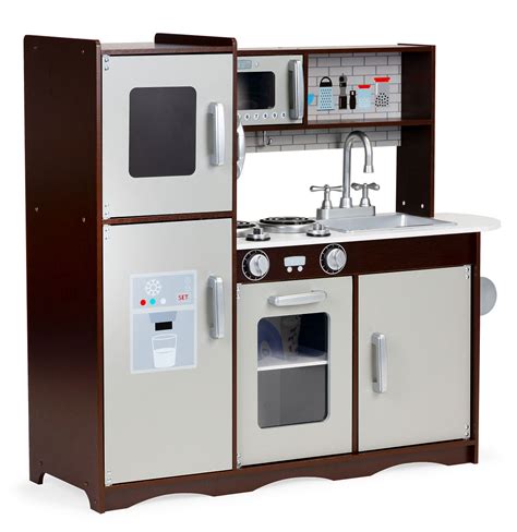 Drevená kuchynka pre deti