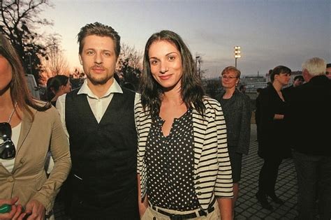 Zuzana Kanócz s deťmi v prírode