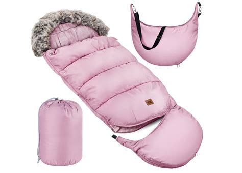 Diagram znázorňujúci prevlečenie popruhov kočíka cez fusak