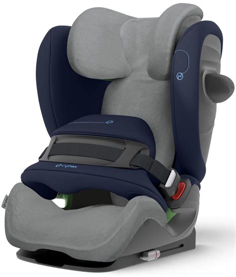 Detailný pohľad na letný poťah autosedačky Cybex vyrobený z bambusovej viskózy