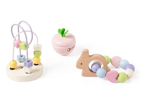 Sada drevených hračiek pre batoľatá