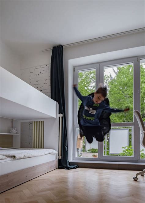 Poschodová posteľ v detskej izbe