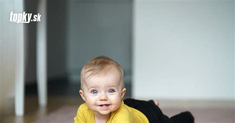 Ilustrácia dieťaťa, ktoré sa učí plaziť