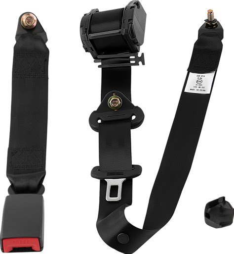 Diagram porovnávajúci 3-bodový bezpečnostný pás a ISOFIX