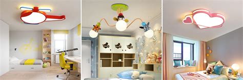 Detská spálňa s tlmeným osvetlením