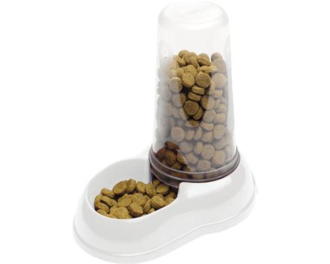 Misky s krmivom pre mačky