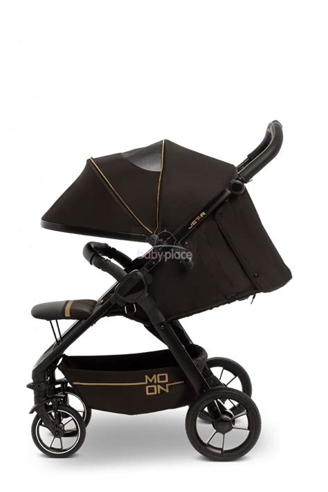 Športový kočík MOON JET-R v mestskej prevádzke