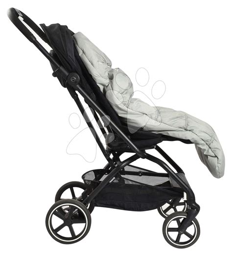 detail nafukovacieho kolesa kočíka G-Mini Hero Air Max