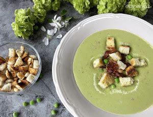 bábätko papá hráškovú polievku