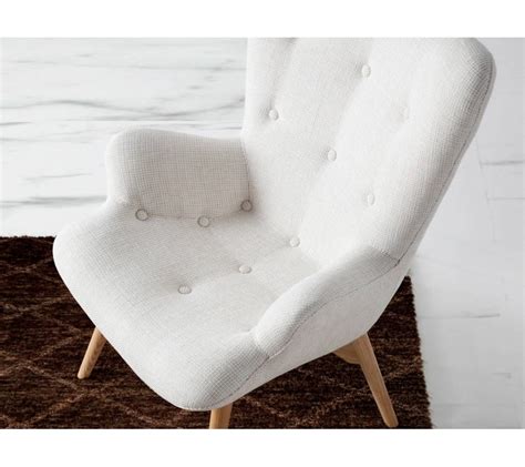 Ilustrácia moderného pôrodného kresla