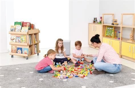 Deti recitujú riekanku