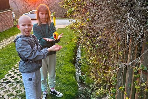 žena so slzami v očiach