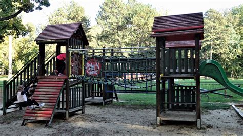 Detské ihrisko v parku