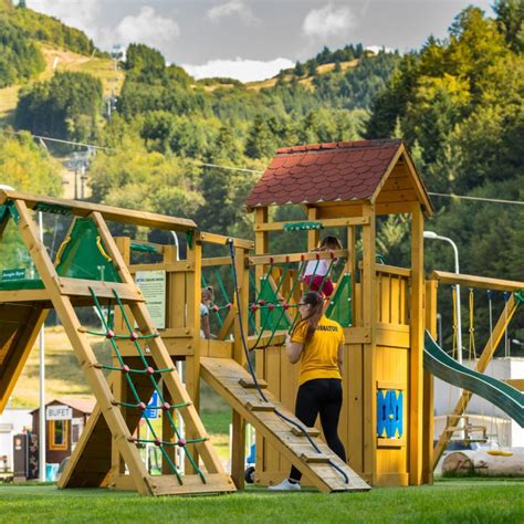 detské ihrisko pred jasľami Zuzulienka