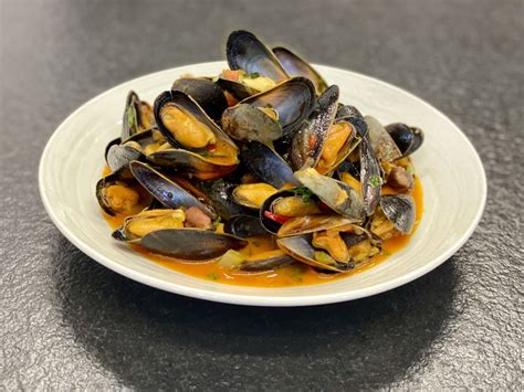 Ilustrácia Slávky Smolcovcovej s deťmi