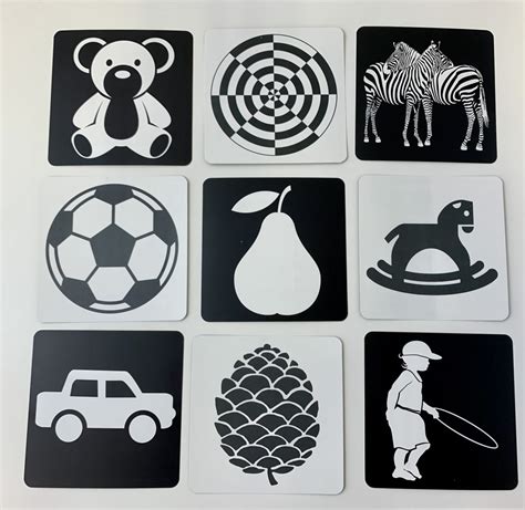 čierno-biele kontrastné vzory pre bábätká