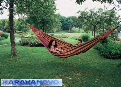 Hojdacia sieť na záhrade