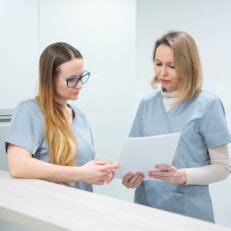 Žena konzultuje s lekárom