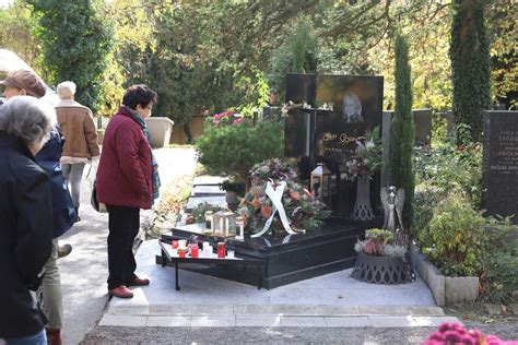 Eva Pilarová s kapelou