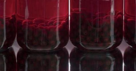 Ilustrácia imunitného systému bojujúceho proti rakovinovým bunkám