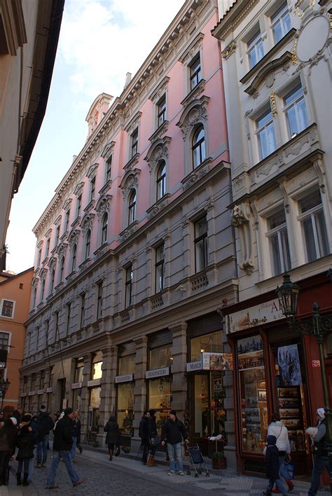 Budova Divadelnej fakulty Akadémie múzických umení (DAMU) v Prahe