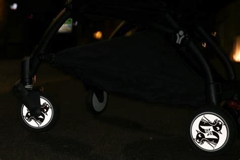 Detail nafukovacieho kolesa kočíka Camarelo