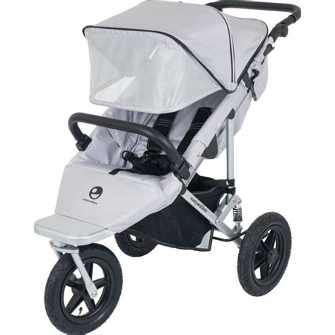 Detail predného otočného a zaaretovateľného kolieska kočíka Easywalker Sky